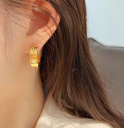 [Amore]LOVE 5.5MM 1 DIAMOND EARRINGS