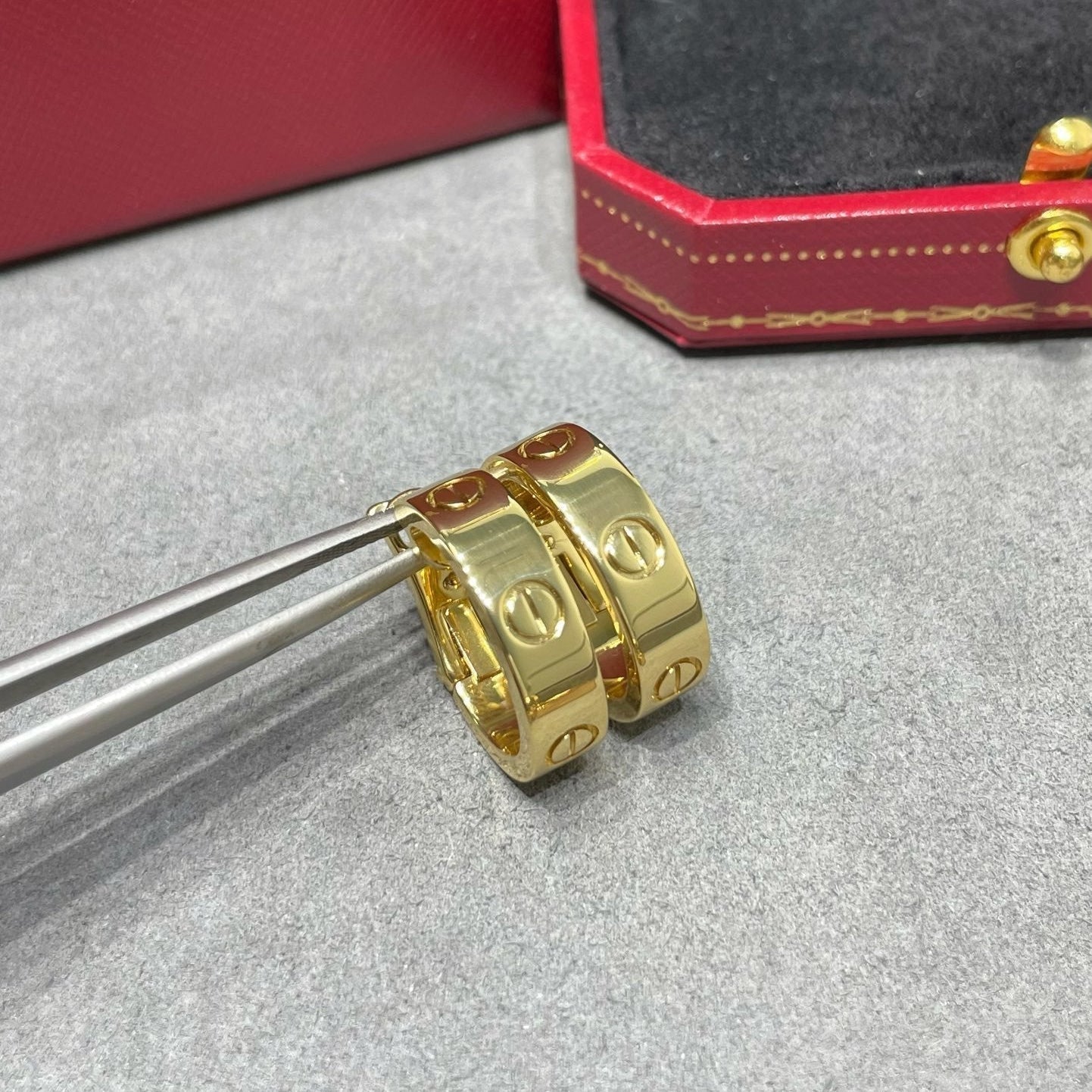 [Amore]LOVE 5.5MM EARRINGS