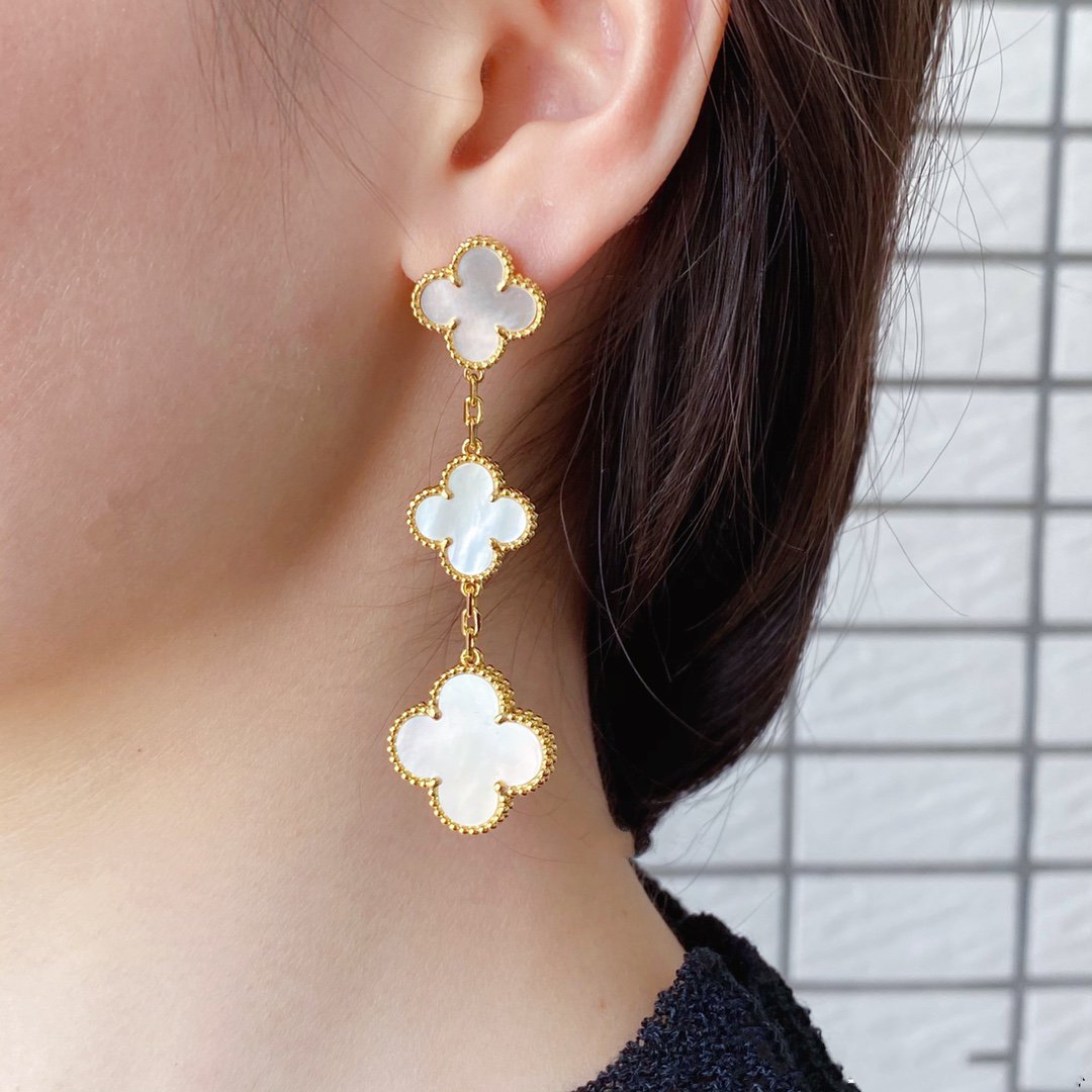 [Amore]CLOVER MOP 3 MOTIFS GOLD EARRINGS