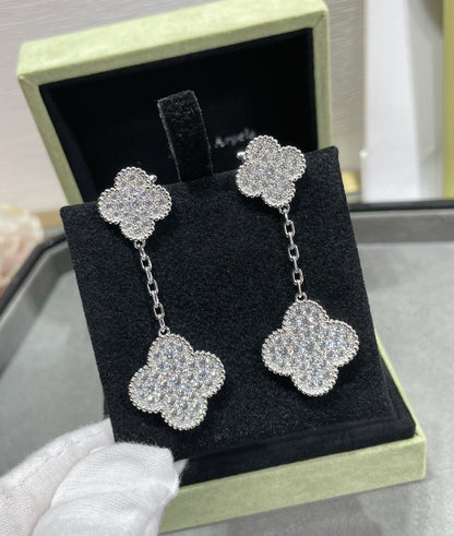 [Amore]CLOVER 2 MOTIFS DIAMOND PAVED SILVER EARRINGS