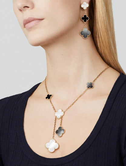 [Amore]CLOVER 3 MOTIF MOP ONYX DARK MOP PINK GOLD EARRINGS