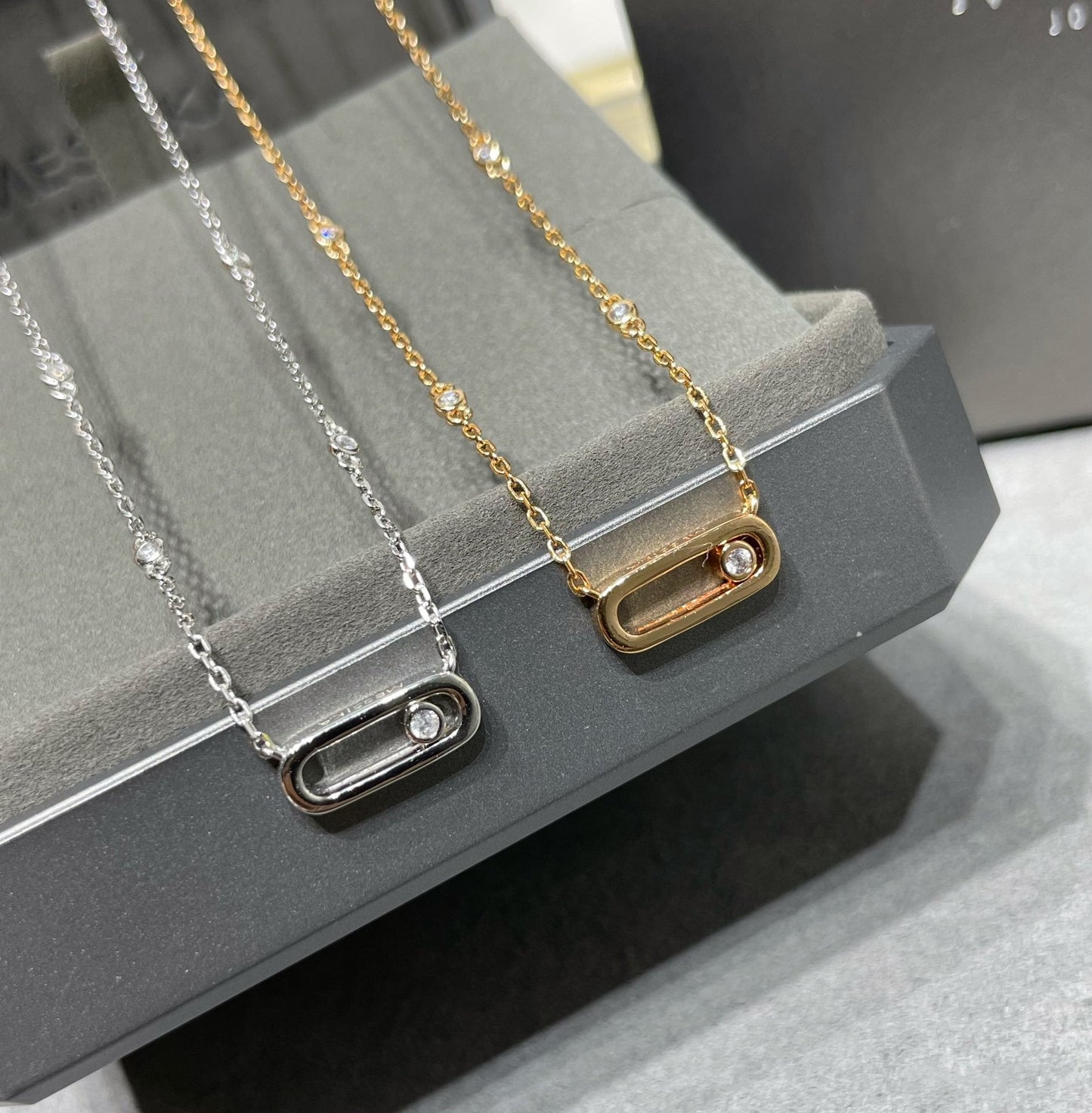 [Amore]MOVE UNO DIAMOND NECKLACE