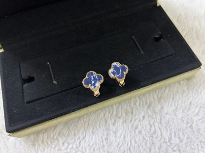 [Amore]CLOVER PIETERSITE MEDIUM STUD EARRINGS