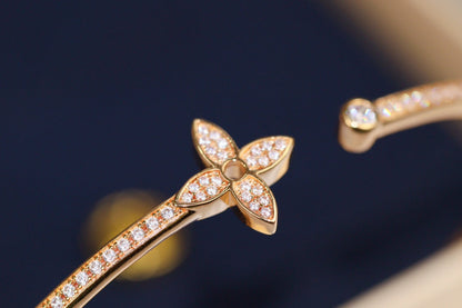 [Amore]IDYLLE PINK GOLD OPEN BRACELET DIAMOND PAVED