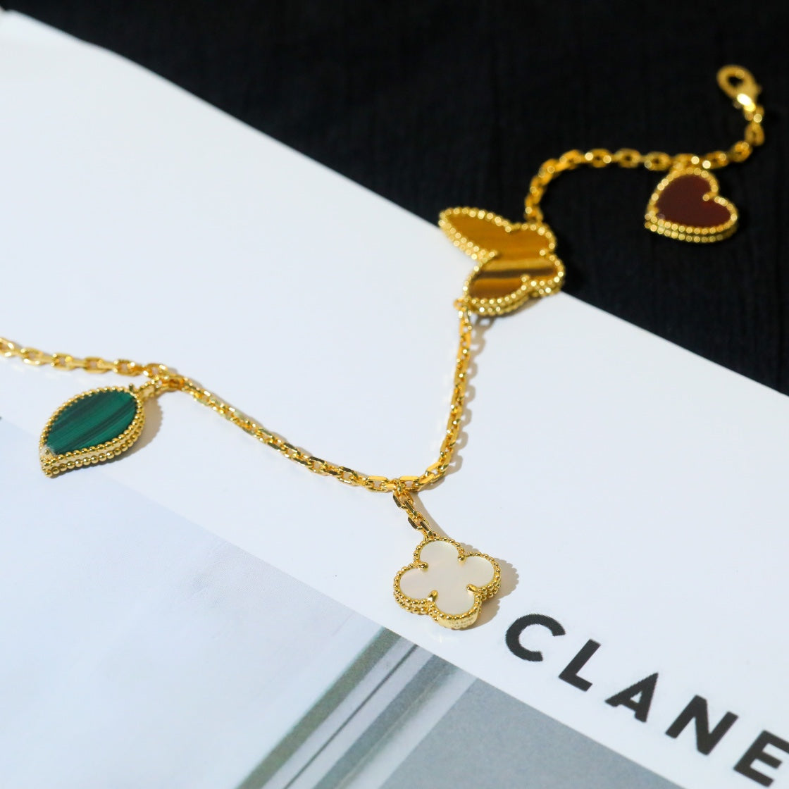 [Amore]LUCKY SPRING 5 MOTIF GOLD BRACELET
