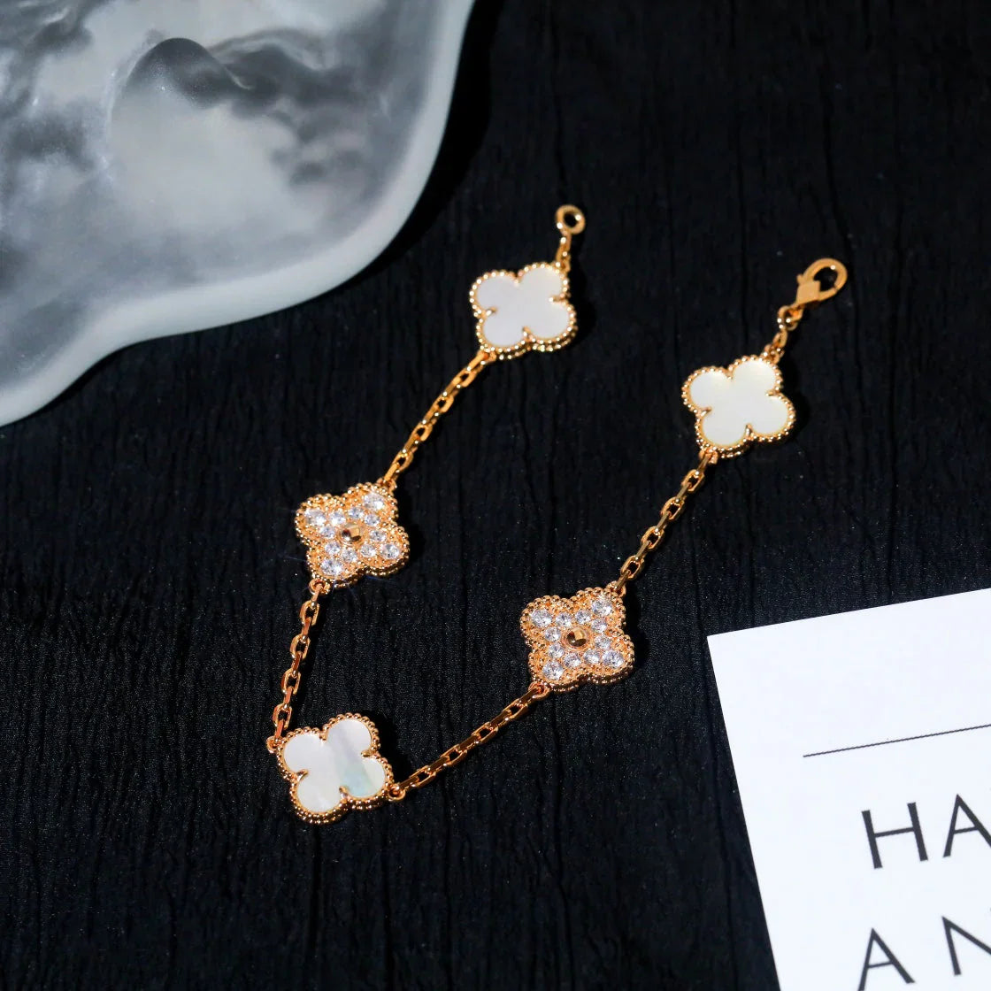 [Amore]CLOVER WHITE PEARL MOP 5 MOTIF BRACELET COLLECTION