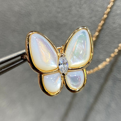 [Amore]BUTTERFLY MOP DIAMOND NECKLACE