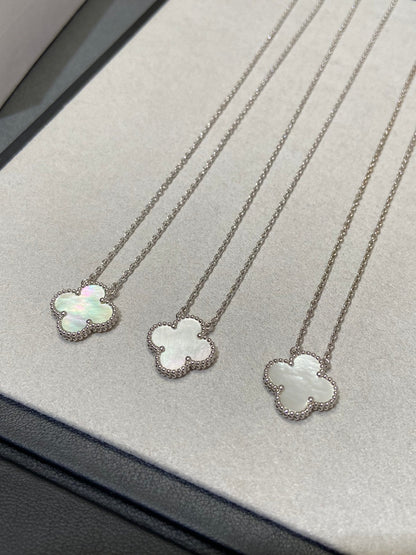 [Amore]CLOVER MEDIUM SILVER WHITE MOP NECKLACE