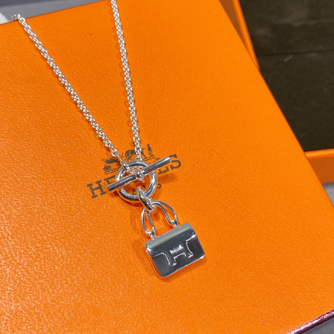 [Amore]CONSTANCE PEDANT SILVER NECKLACE
