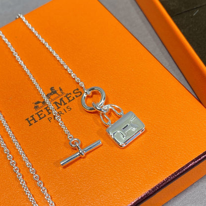 [Amore]CONSTANCE PEDANT SILVER NECKLACE