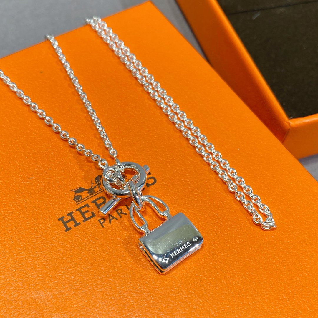 [Amore]CONSTANCE PEDANT SILVER NECKLACE