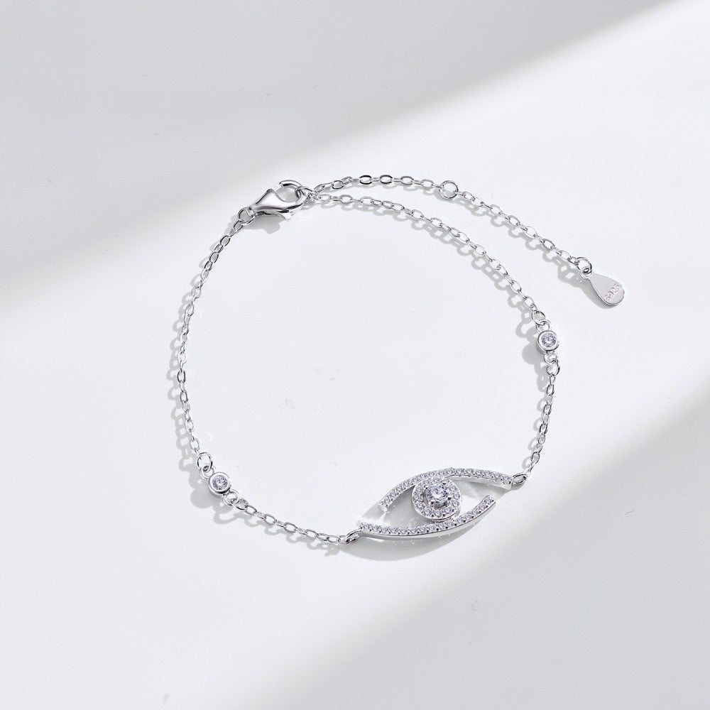 [Amore]Lucky Eye Pave-Set Diamond Bracelet