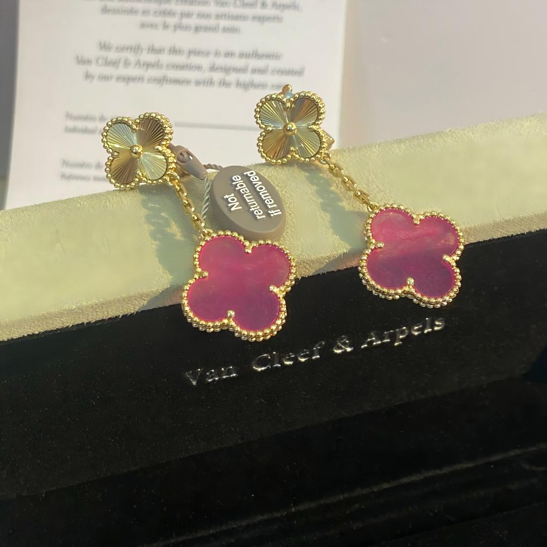 [Amore]NEW CLOVER 2 MOTIF PINK ENAMEL EARRINGS