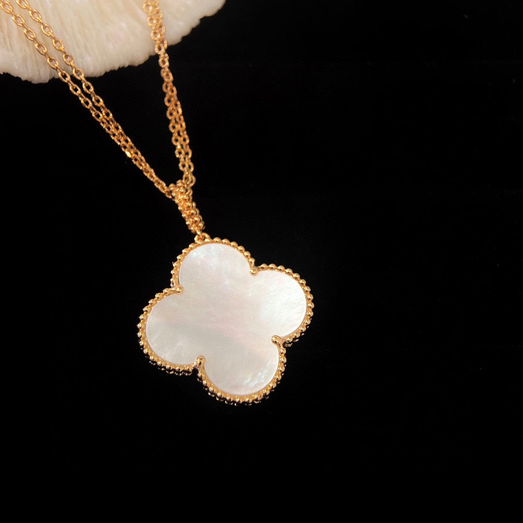 [Amore]CLOVER 25MM MOP LARGE PENDANT NECKLACE