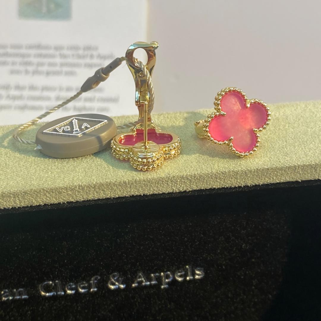 [Amore]NEW CLOVER 15MM PINK ENAMEL STUD EARRINGS