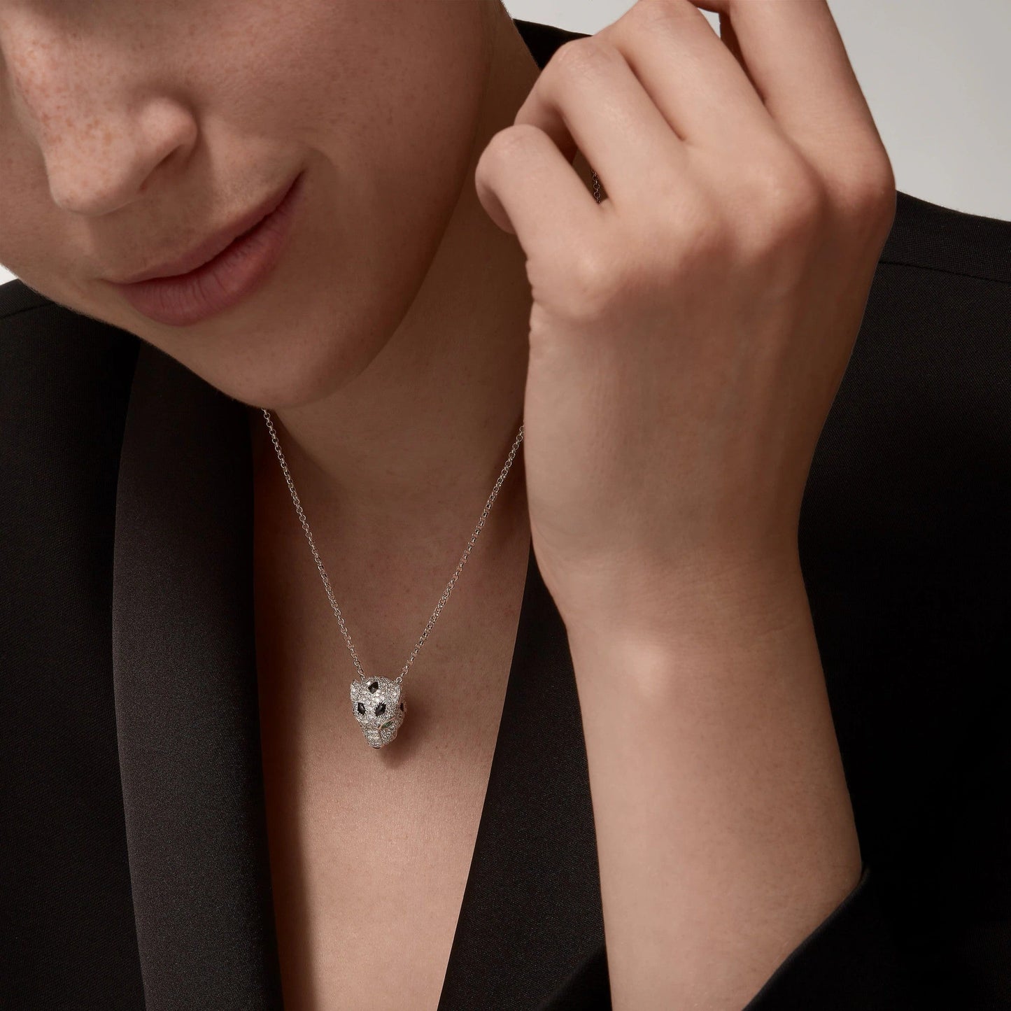 [Amore]PANTHERE FULL DIAMOND NECKLACE