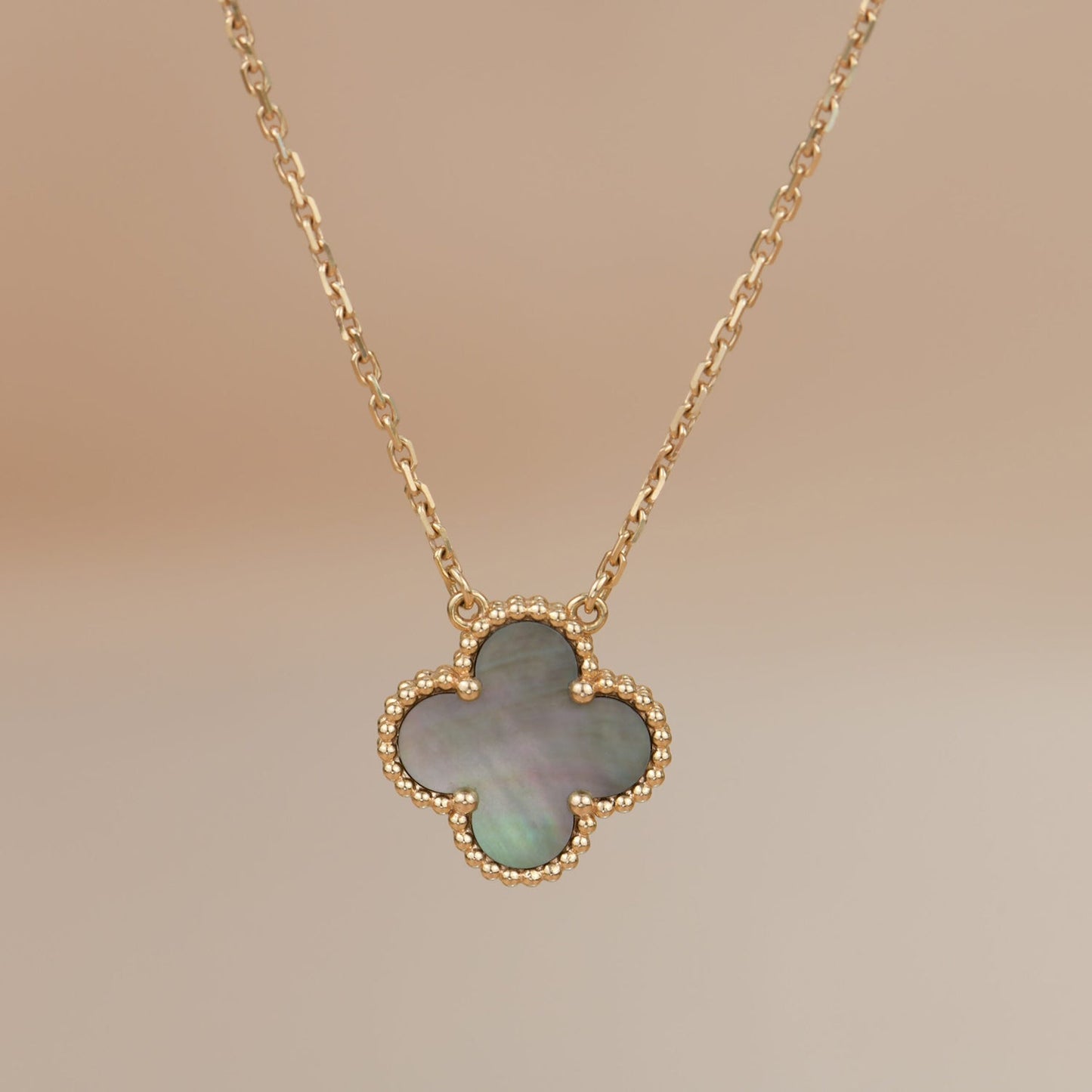 [Amore]CLOVER 15MM  GRAY MOTHER OF PEARL NECKLACE