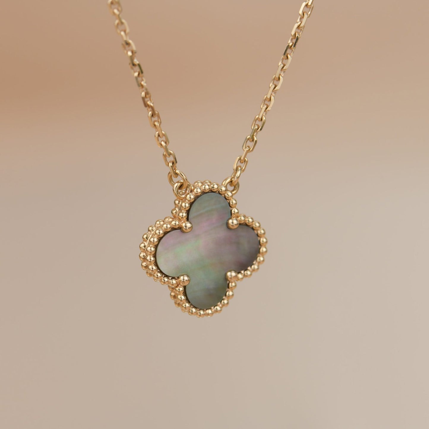 [Amore]CLOVER 15MM  GRAY MOTHER OF PEARL NECKLACE