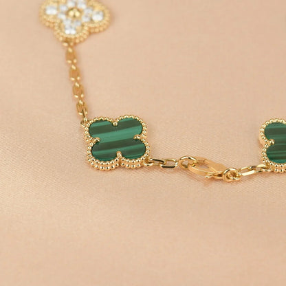[Amore] CLOVER 5 MOTIF MALACHITE BRACELET COLLECTION