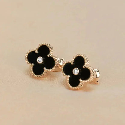 [Amore]CLOVER MEDIUM 1 MOTIFS ONYX DIAMOND EARRINGS