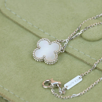 [Amore]CLOVER  15MM WHITE MOTHER-OF-PEARL SILVER