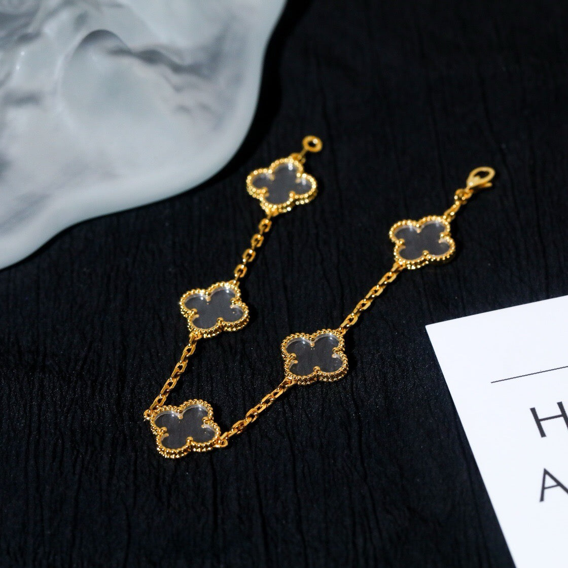 [Amore]CLOVER 5 MOTIF ROCK CRYSTAL BRACELET