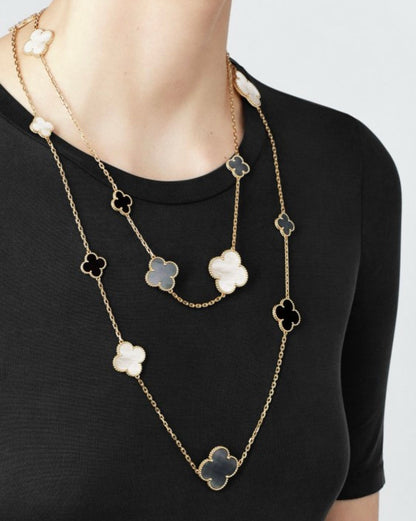 [Amore]CLOVER 16 MOTIF CHALCEDONY MOP Gold NECKLACE