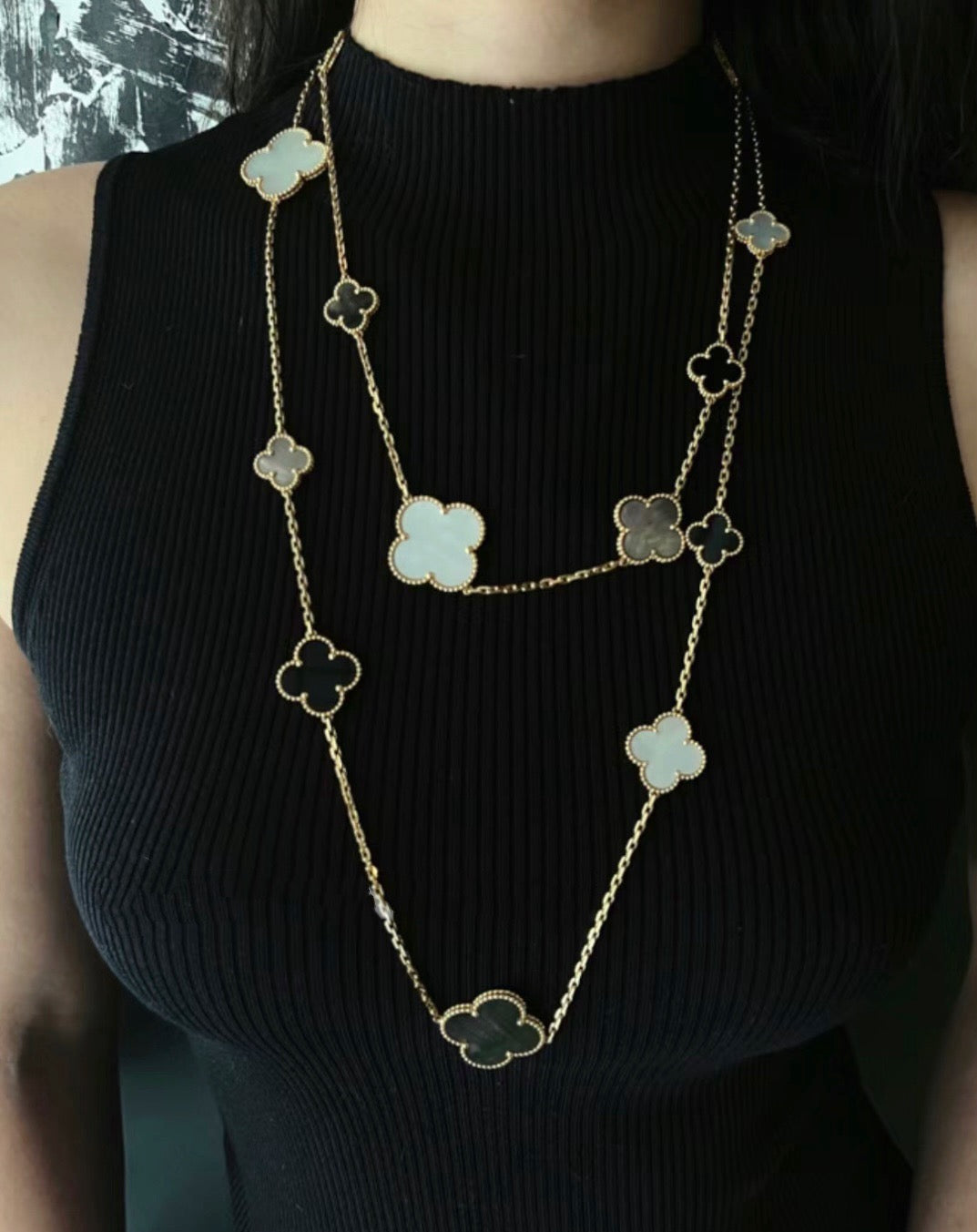 [Amore]CLOVER 16 MOTIF CHALCEDONY MOP Gold NECKLACE