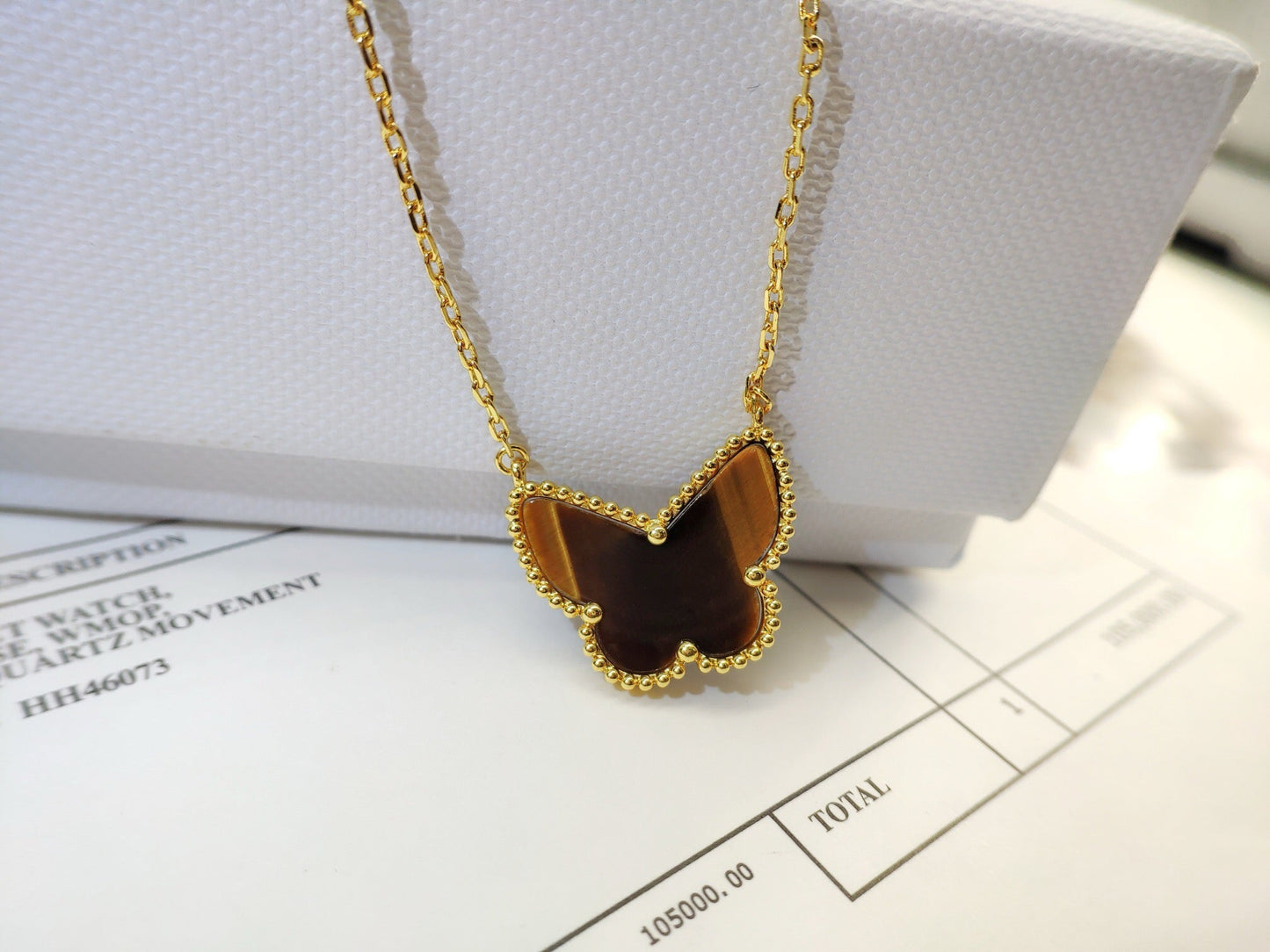 [Amore] TIGER__ EYE BUTTERFLY NECKLACE