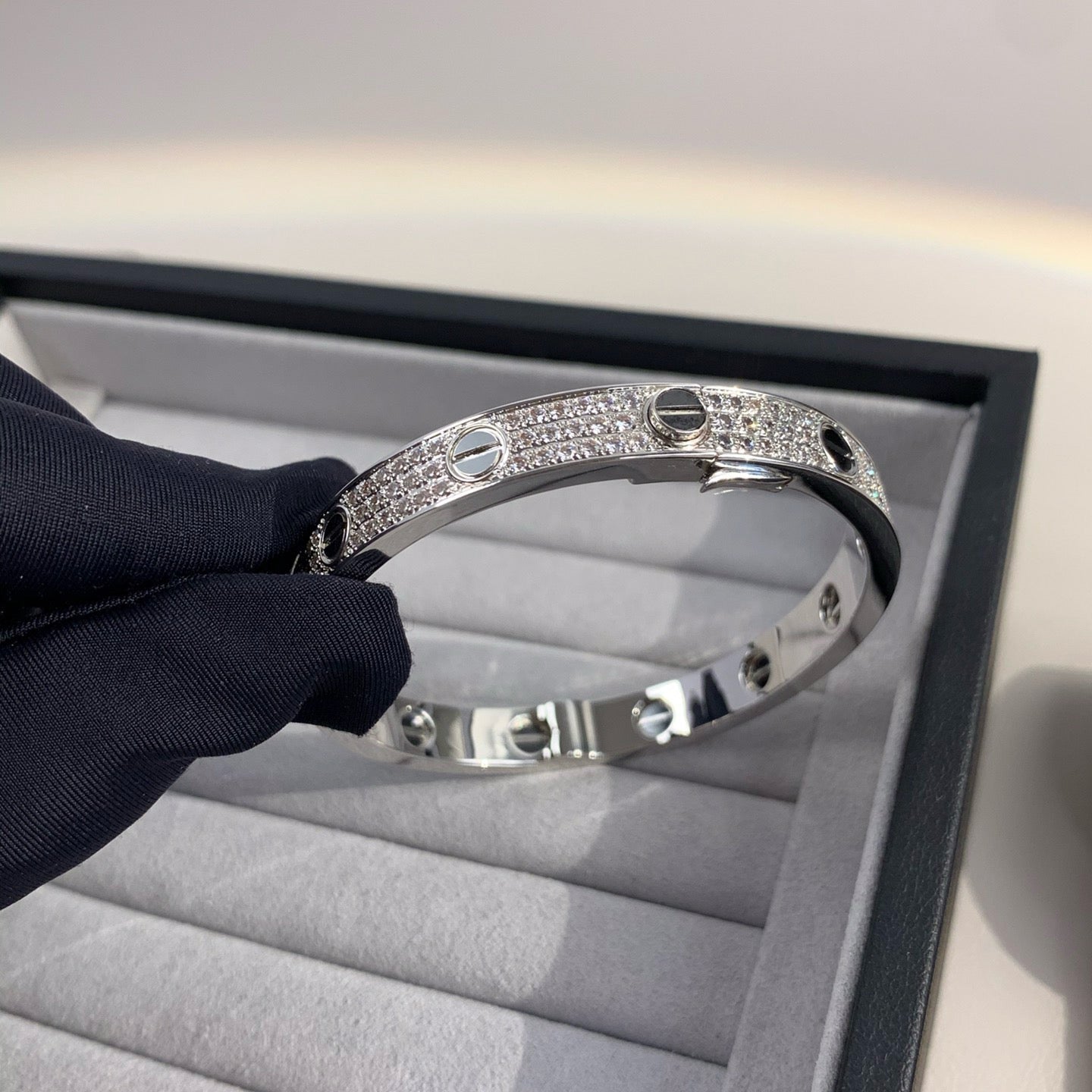 [Amore]LOVE BRACELET 6.1MM DIAMOND-PAVED CERAMIC
