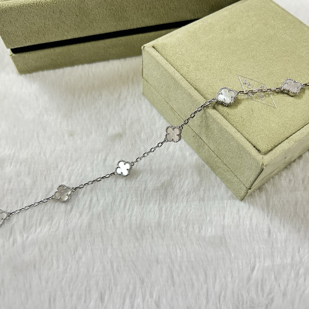 [Amore]CLOVER 6 MOTIF WHITE MOP BRACELET