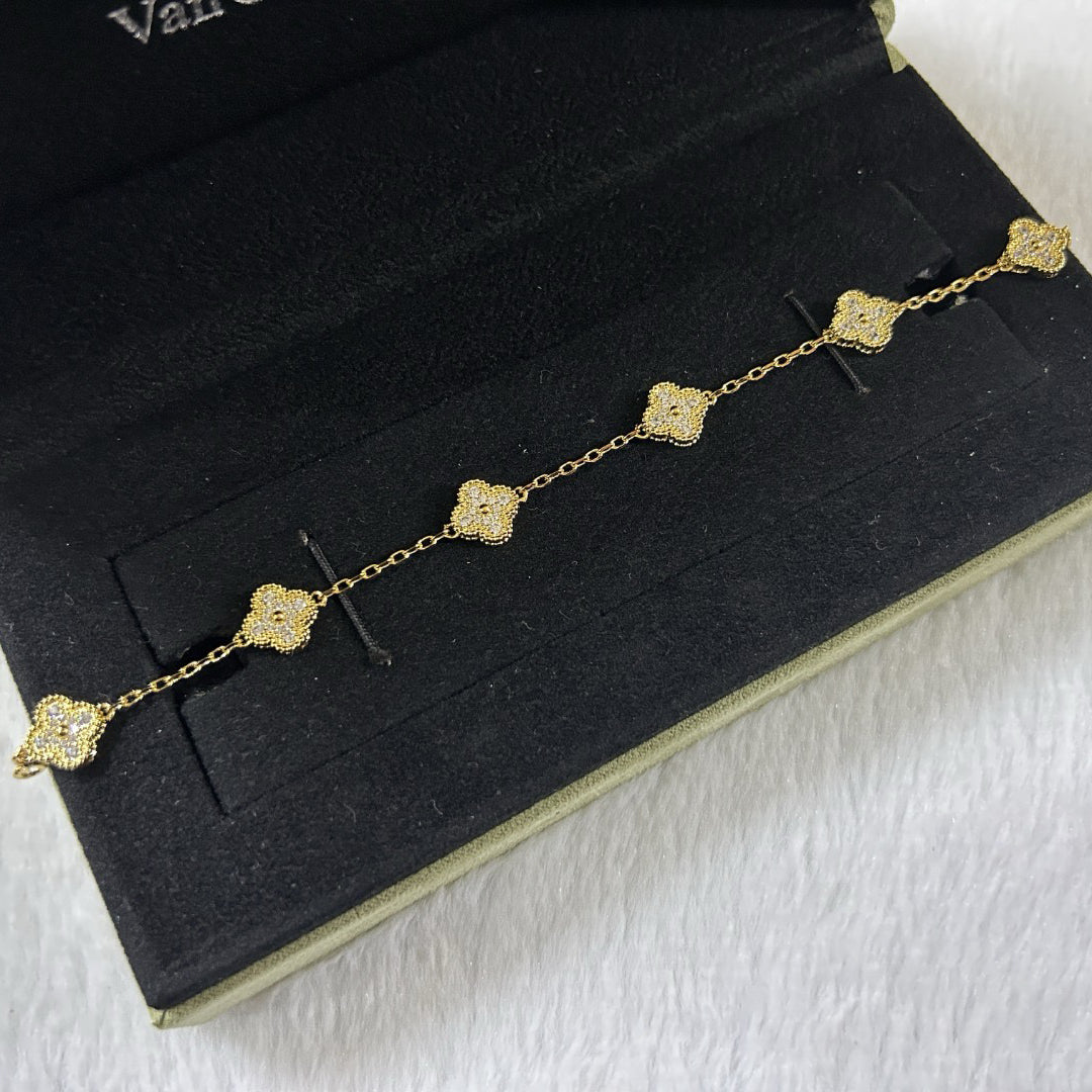 [Amore]CLOVER 6 MOTIF DIAMOND BRACELET