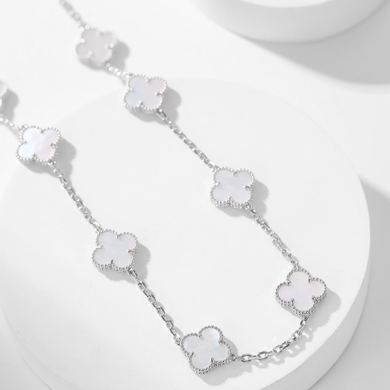 [Amore]CLOVER 10 MOTIFS WHITE MOTHER OF PEARL NECKLACE