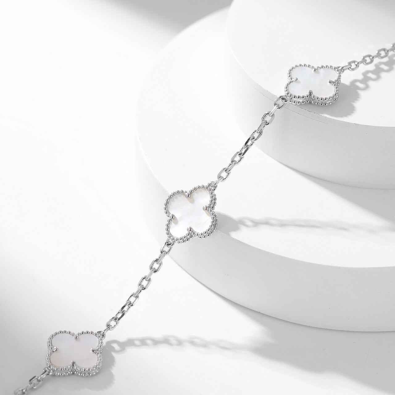 [Amore]CLOVER 10 MOTIFS WHITE MOTHER OF PEARL NECKLACE