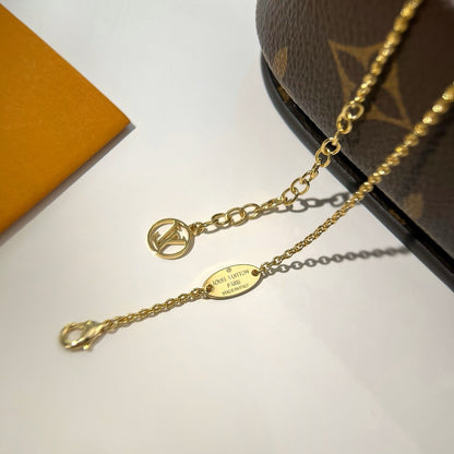 [Amore]LOUISv GOLD NECKLACE