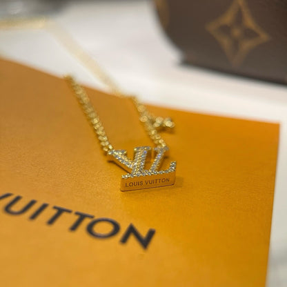 [Amore]LOUISv GOLD NECKLACE