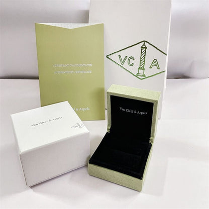 [Amore]VA CLOVER BRACELET NECKLACE RING BOX GIFT BAG