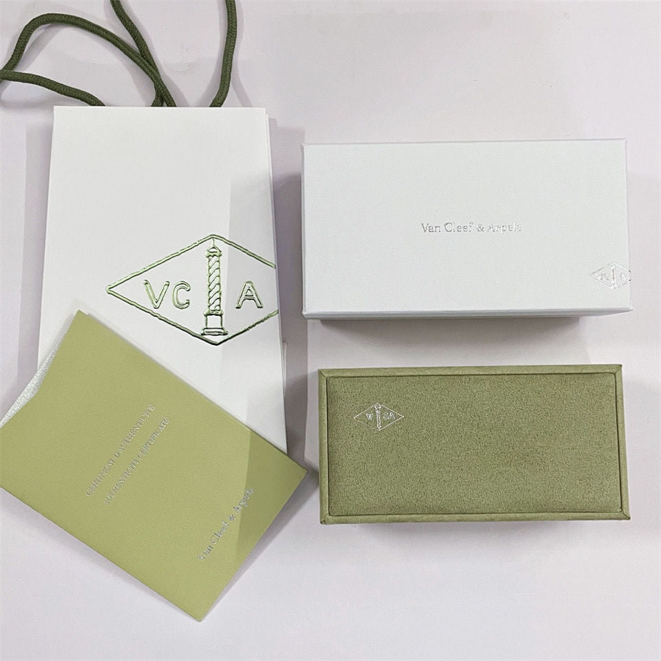 [Amore]VA CLOVER BRACELET NECKLACE RING BOX GIFT BAG