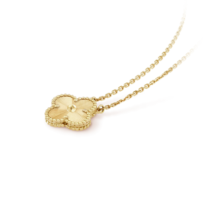 [Amore]CLOVER 15MM LASER NECKLACE