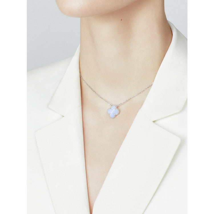 [Amore]CLOVER 15MM BLUE CHALCEDONY NECKLACE SILVER