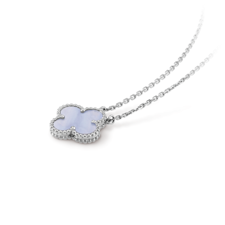 [Amore]CLOVER 15MM BLUE CHALCEDONY NECKLACE SILVER