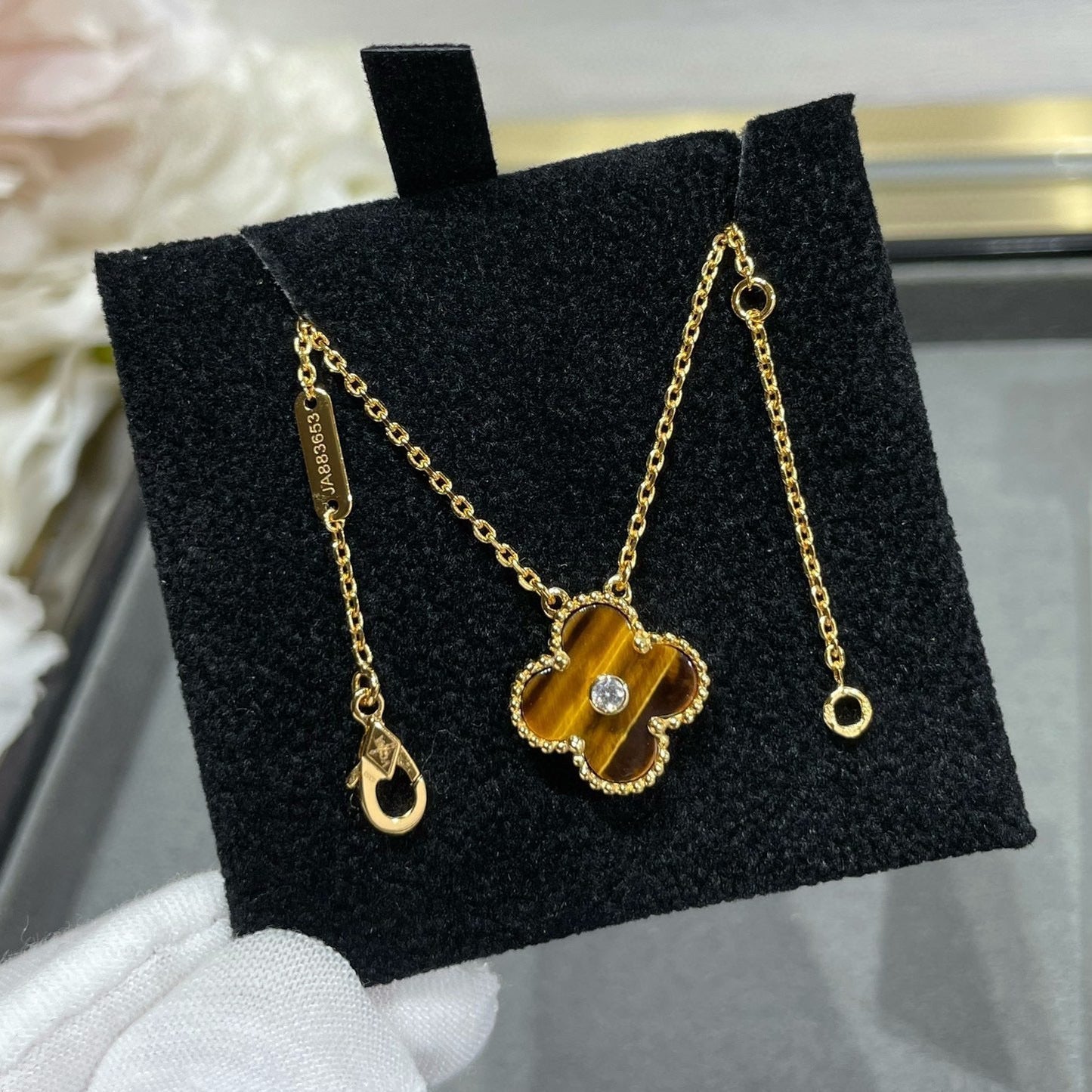 [Amore]CLOVER 15MM DIAMOND AND YELLOW TIGER'S EYE AGATE necklace