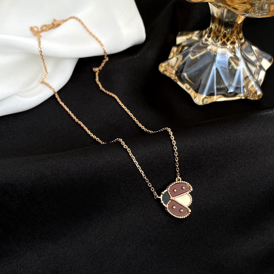 [Amore]LUCKY  CARNELIANS LADYBUG NECKLACE
