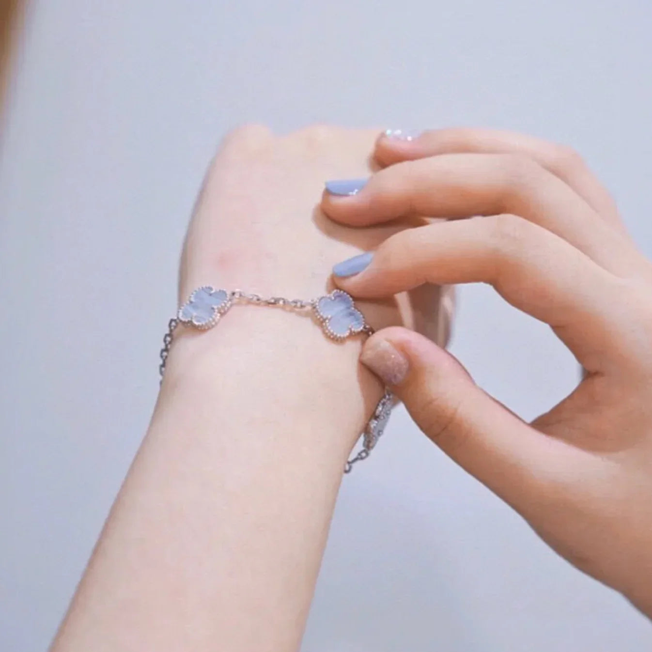 [Amore] CLOVER 5 MOTIF PURPLE CHALCEDONY BRACELET COLLECTION