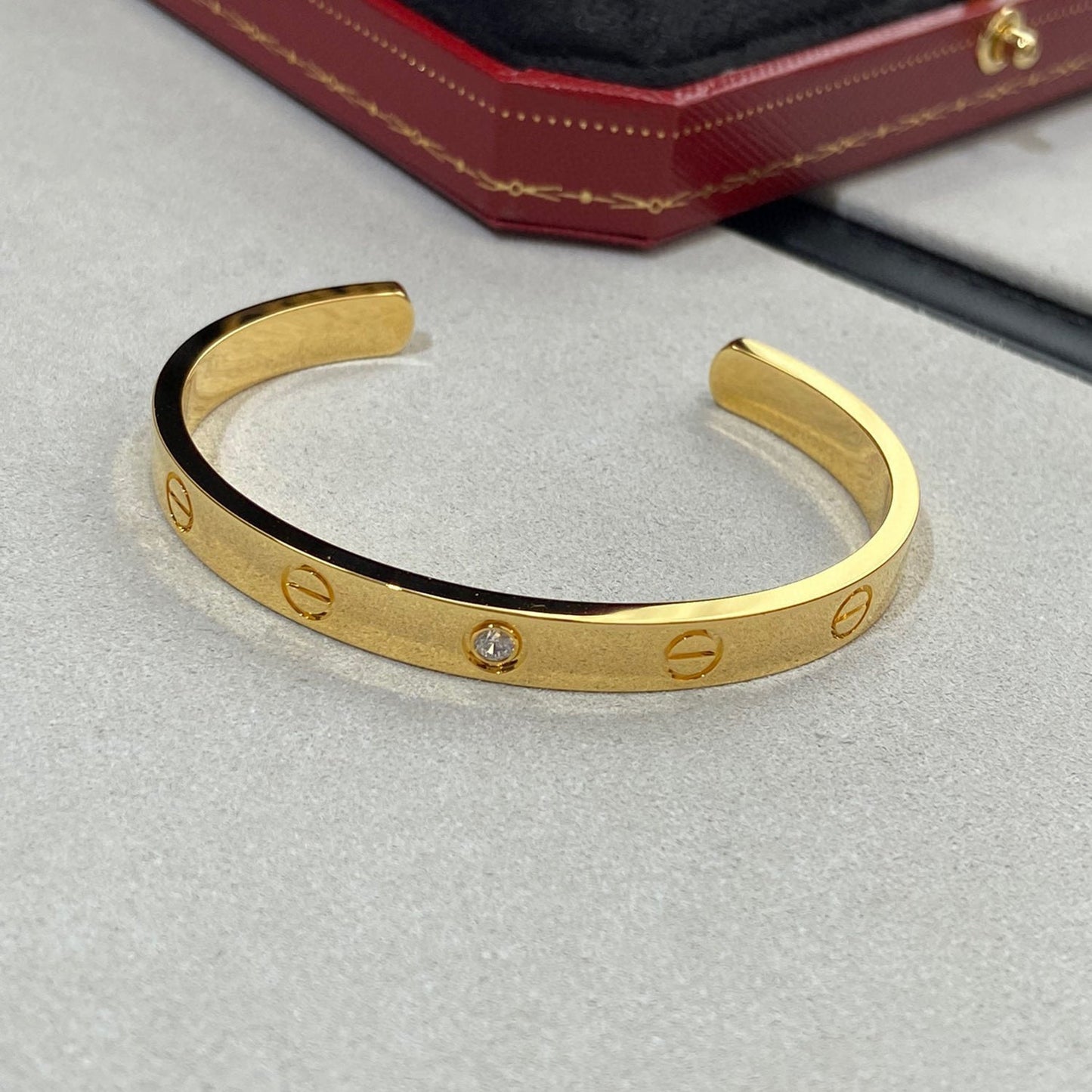 [Amore]LOVE BRACELET 6.1MM 1 DIAMOND OPEN CUFF