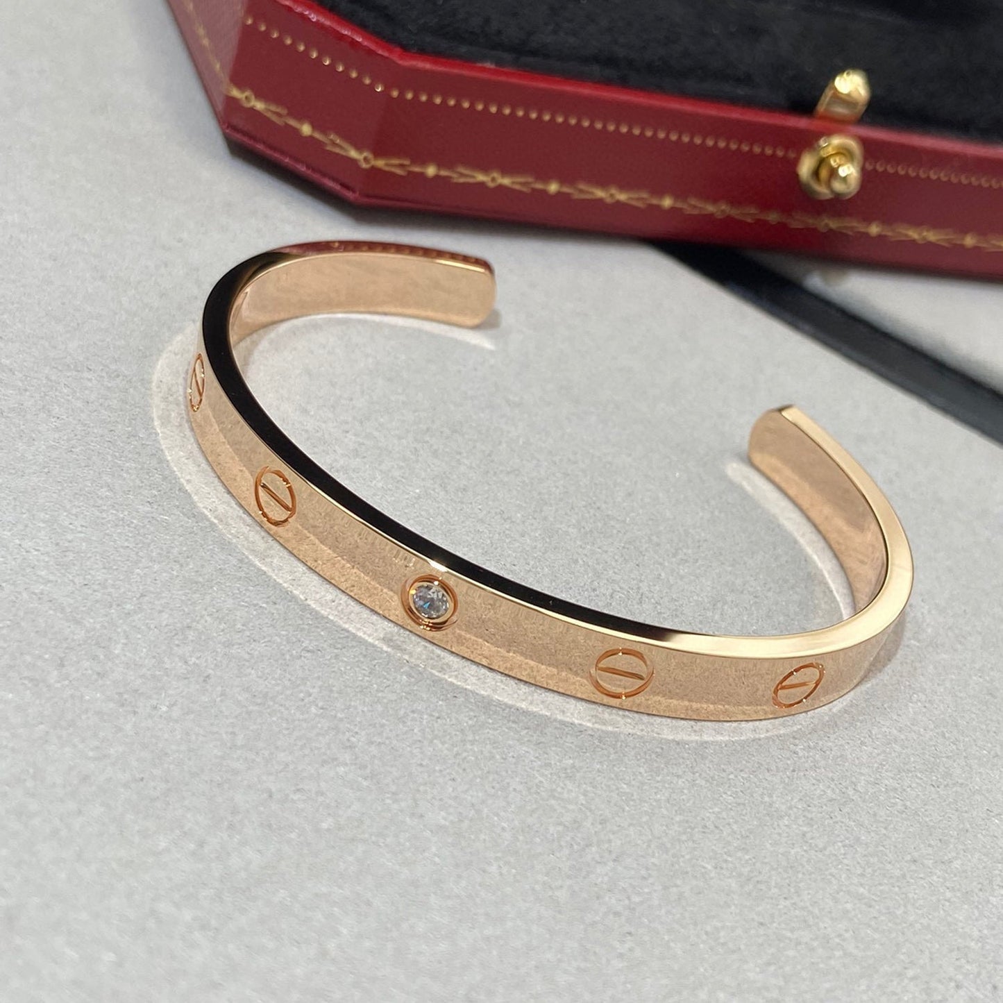 [Amore]LOVE BRACELET 6.1MM 1 DIAMOND OPEN CUFF