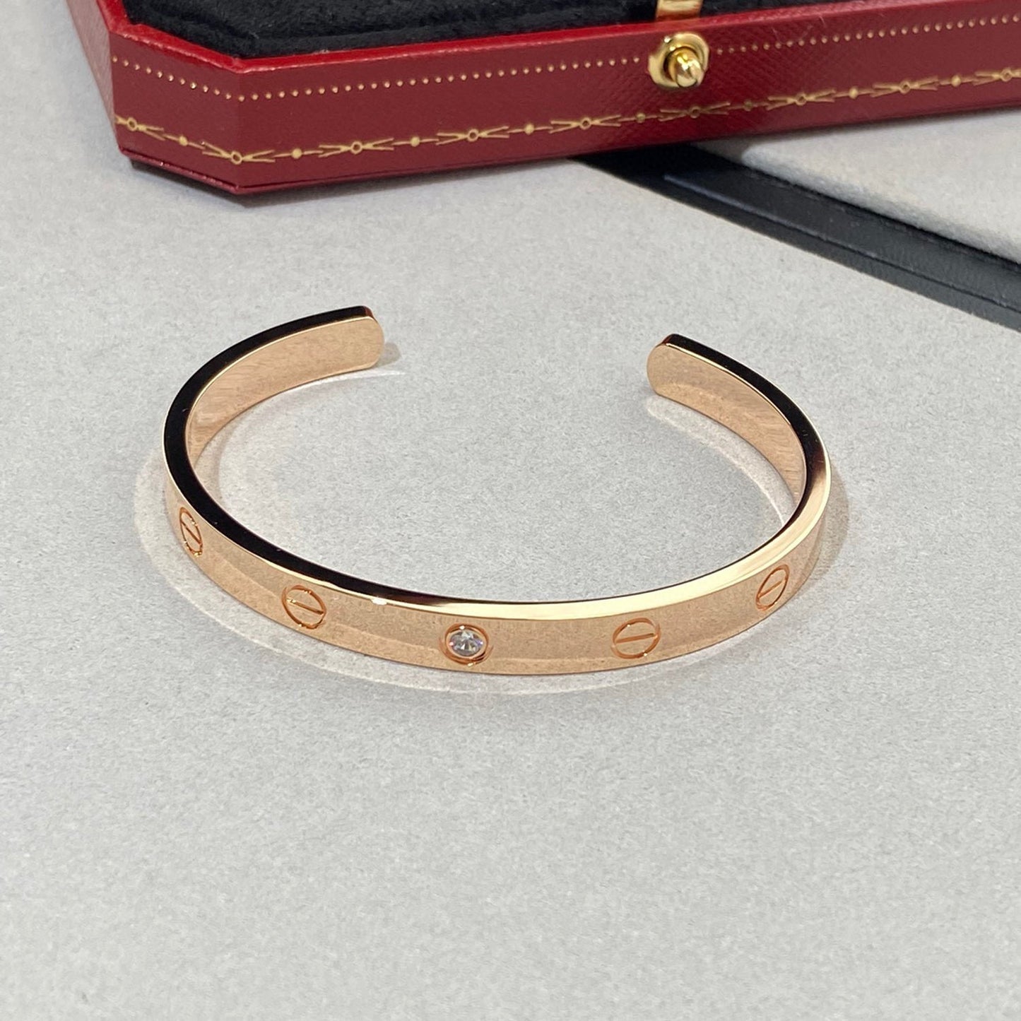 [Amore]LOVE BRACELET 6.1MM 1 DIAMOND OPEN CUFF