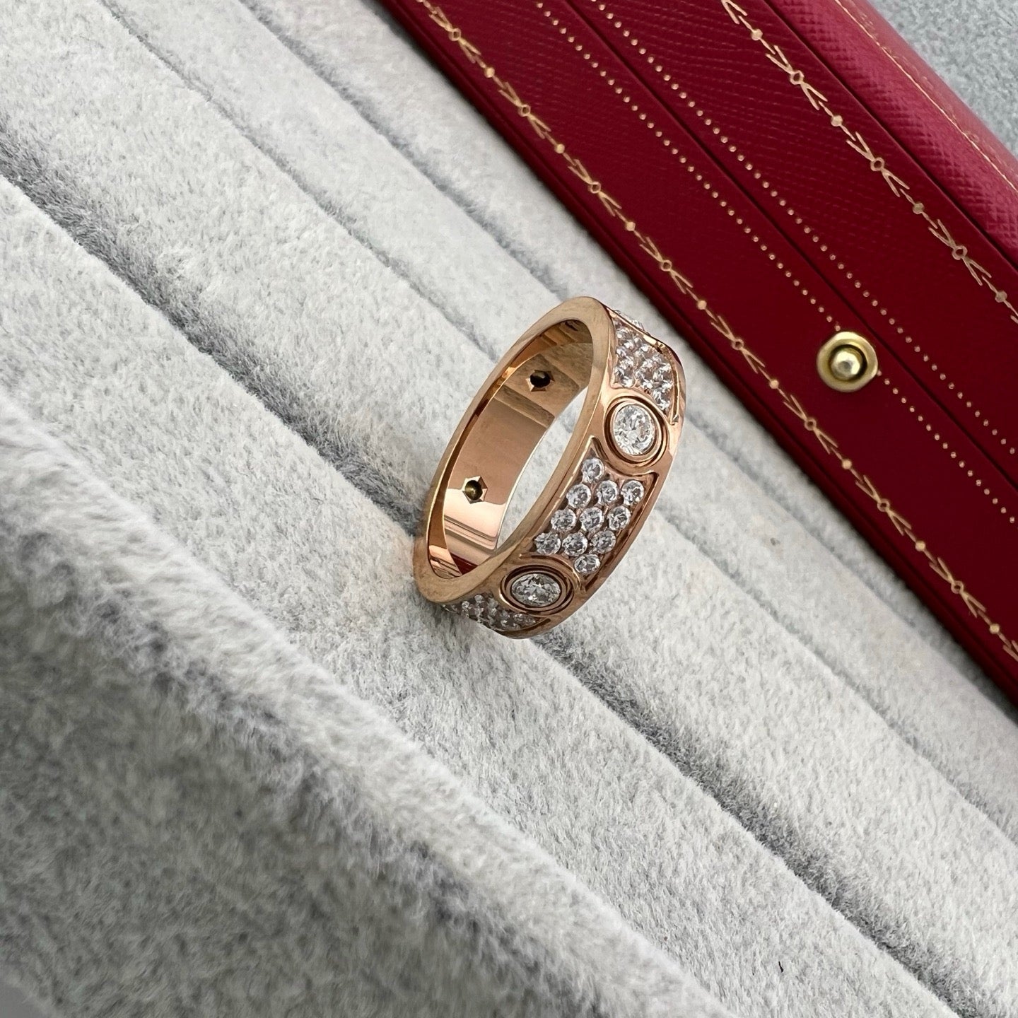 [Amore]LOVE 5.5MM FULL-PAVE 6-DIAMOND RING
