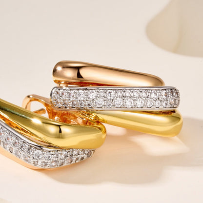 [Amore]TRINITY HALF DIAMOND  CUSHION EARRINGS