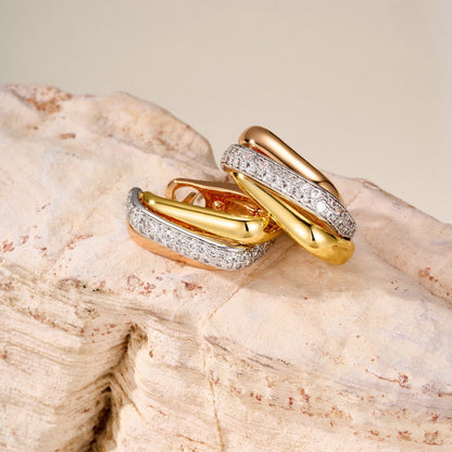 [Amore]TRINITY HALF DIAMOND  CUSHION EARRINGS
